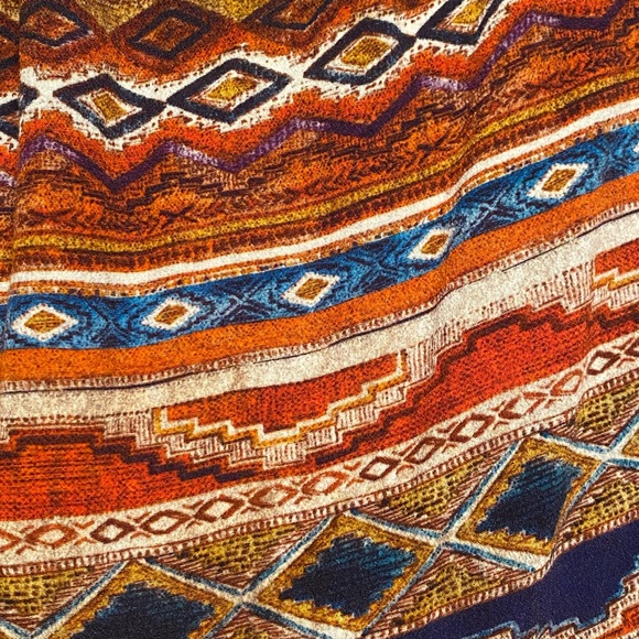 Karen Kane Scoop Neck Top - Picture 3 of 4